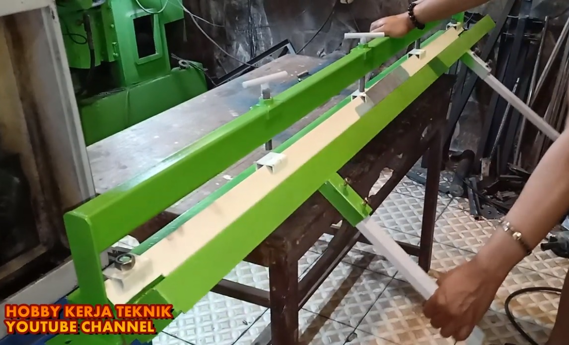 Alat Bending Plat Lebar 2.5m - 250cm Tekuk Plat Pembuatan Pertamini