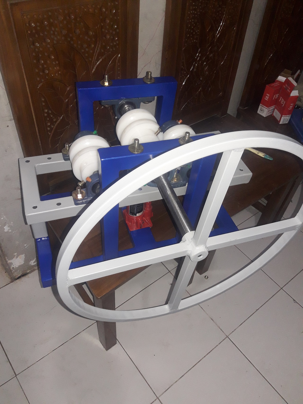 Roll Pipa Besi dan Pipa Stainless Manual 1inch