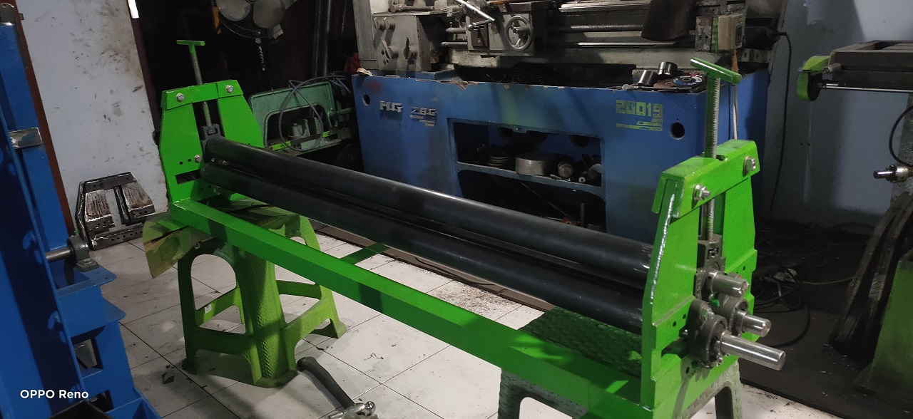 Alat Roll Plat Manual Lebar 100cm